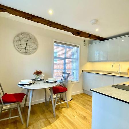 Tilly'S A Perfect Apartment In The Market Town Of Ledbury Exteriör bild